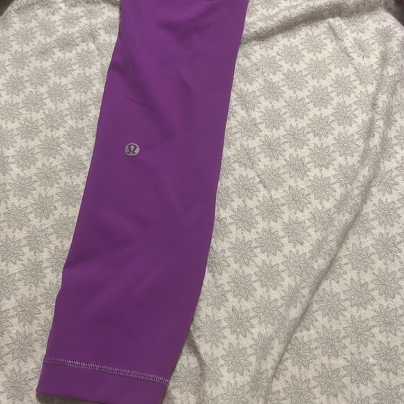 Lululemon leggings - Picture 4 of 4